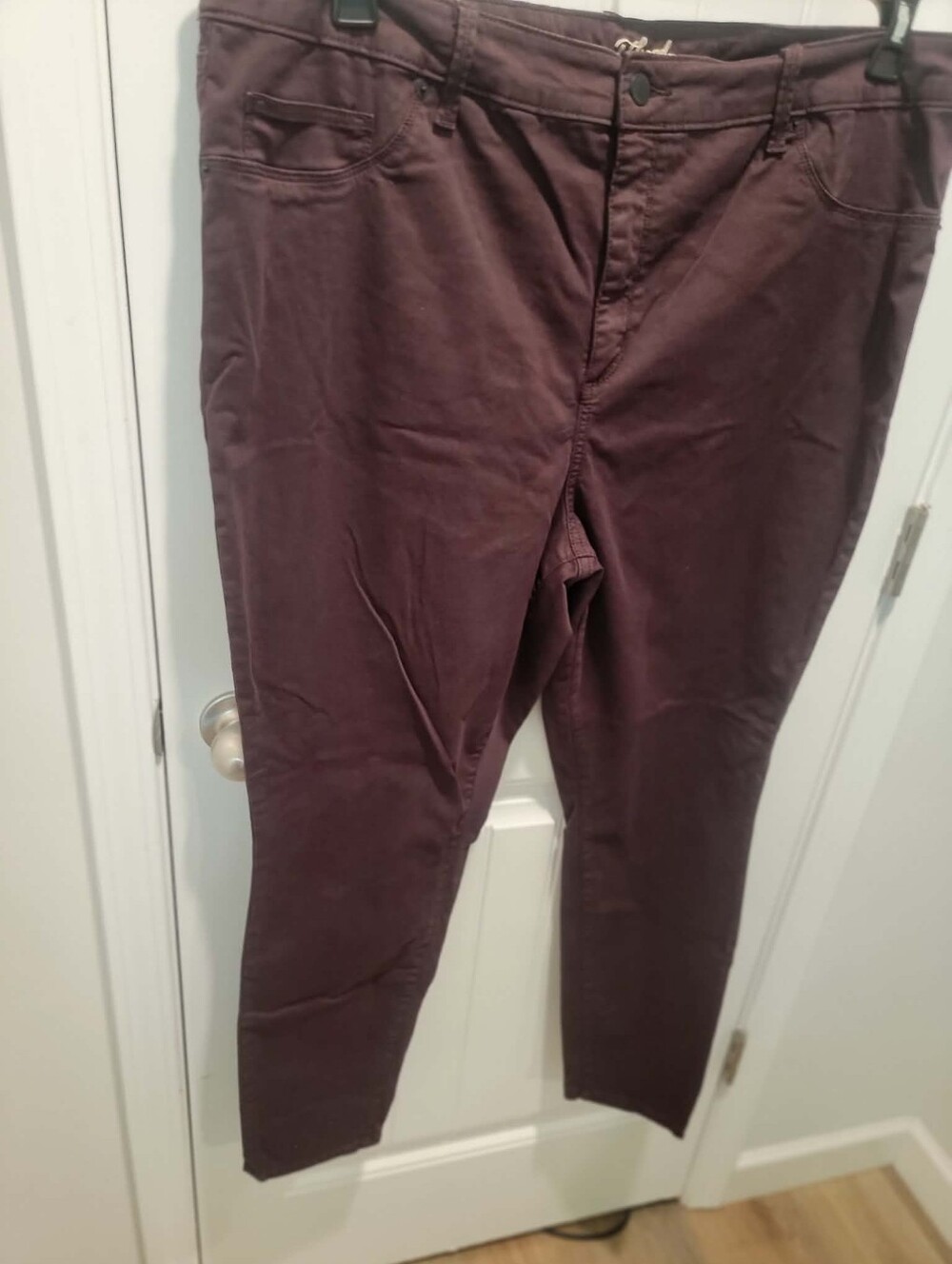 Universal Thread Plus Size 22